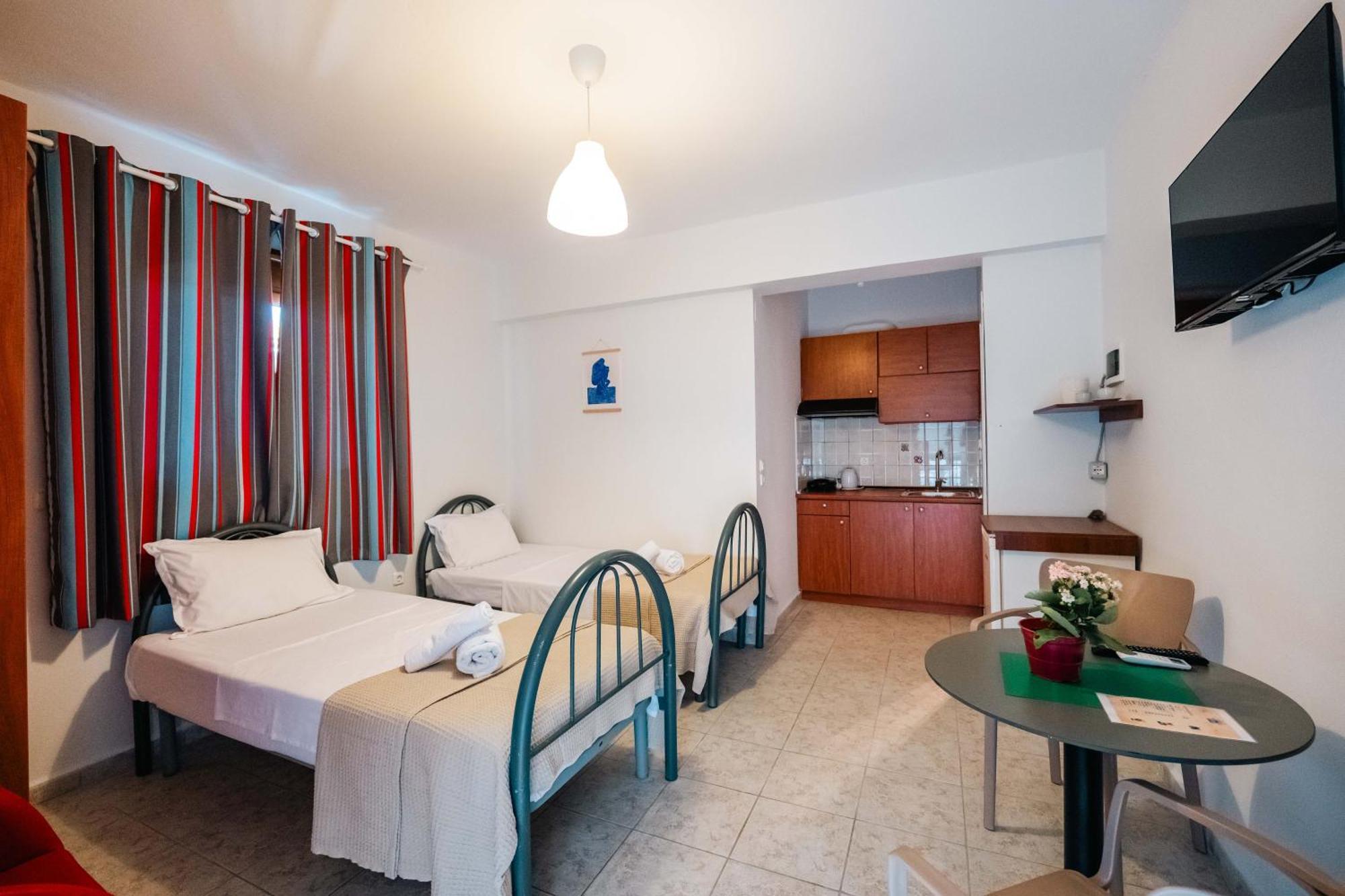 Kalpazo Kaja Vila Garden Golem  Εξωτερικό φωτογραφία